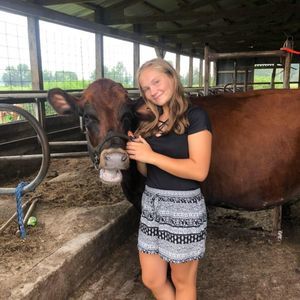 Meet your Posher, Natasha